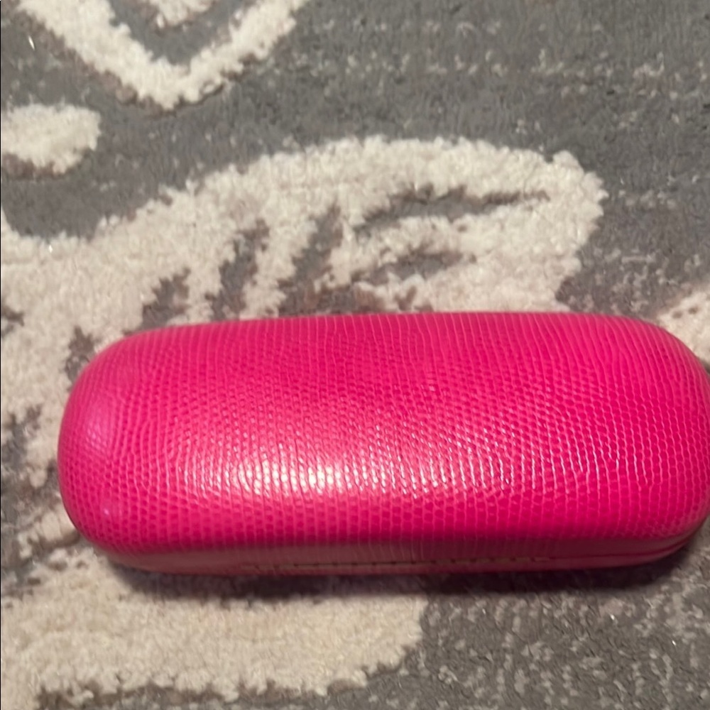 Lilly Pulitzer Fuchsia Glasses Case - Picture 4 of 4